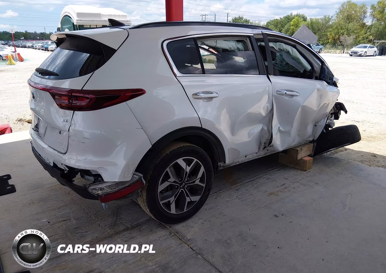 2021 Kia Sportage Ex VIN:KNDPN3AC3M7851376 - 4