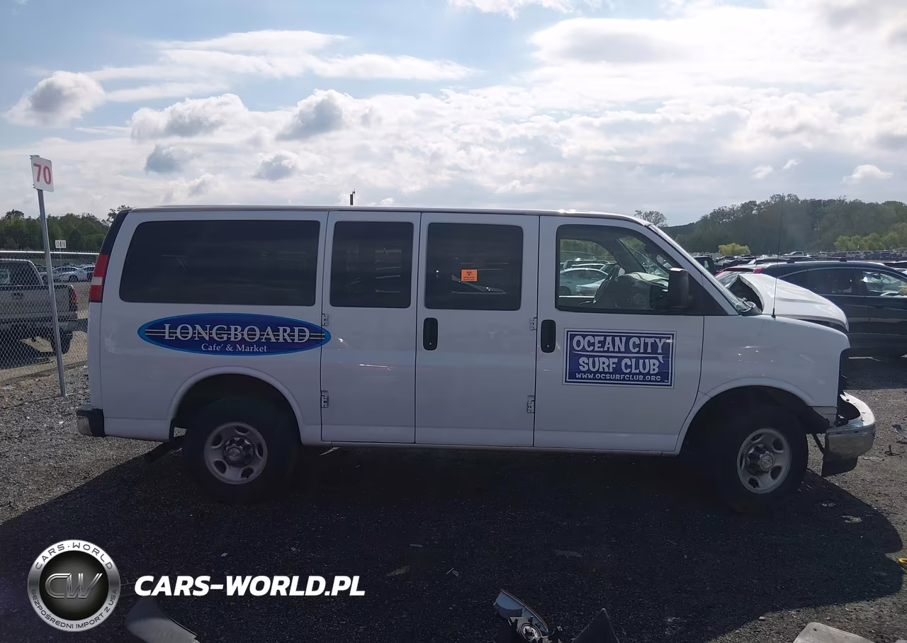 2017 Chevrolet Express 2500 Lt VIN:1GAWGFFG8H1112458 - 14