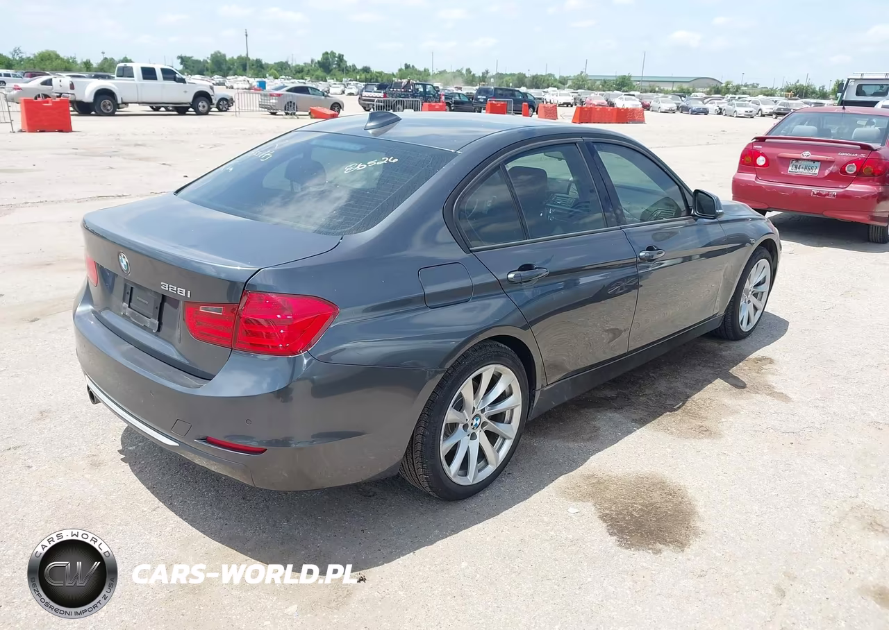 2013 BMW 328I VIN:WBA3A5G57DNP24220 - 4