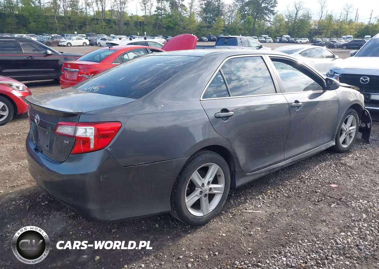 2012 Toyota Camry Se VIN:4T1BF1FKXCU613984 - 4