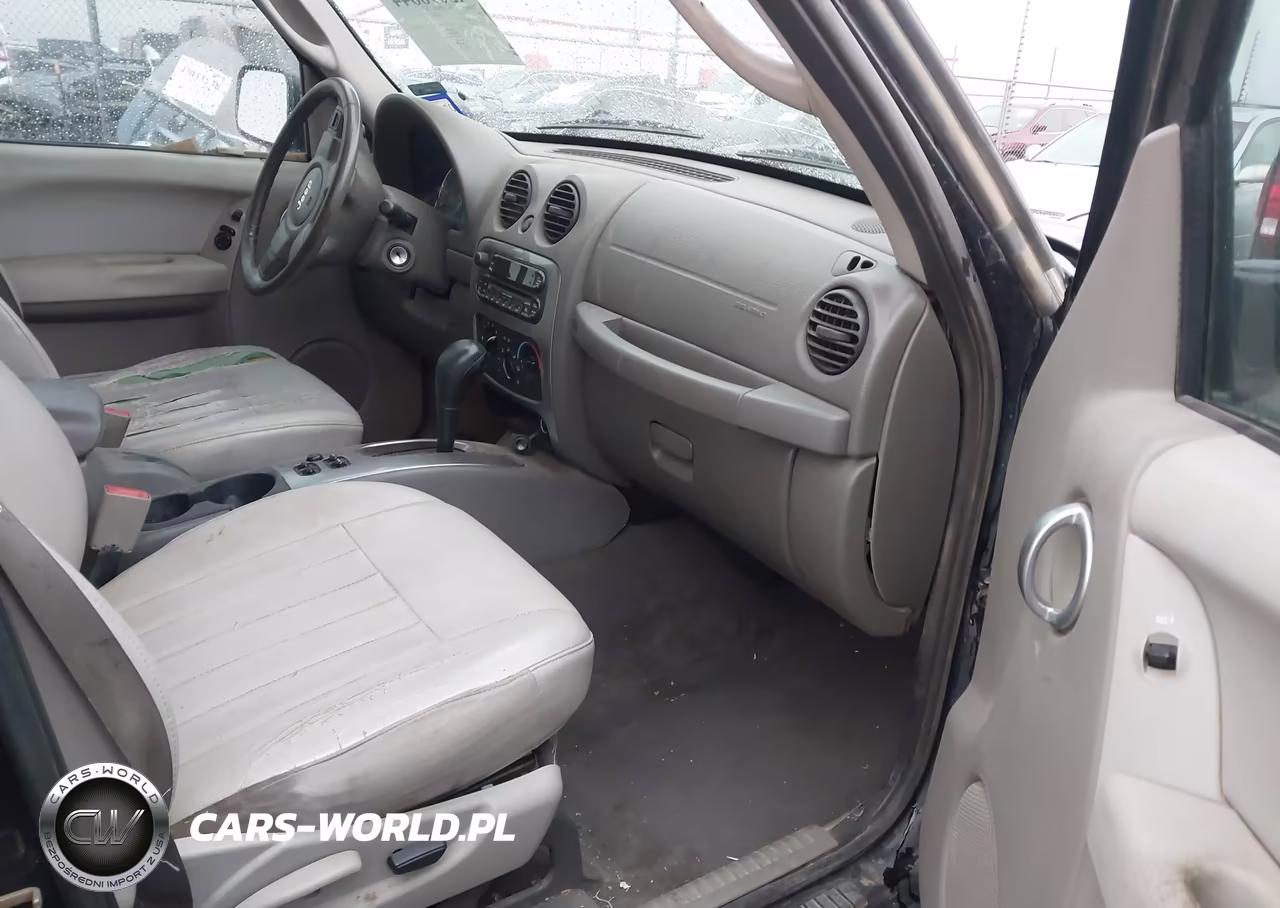 2005 Jeep Liberty Renegade VIN:1J8GK38K25W523453 - 5