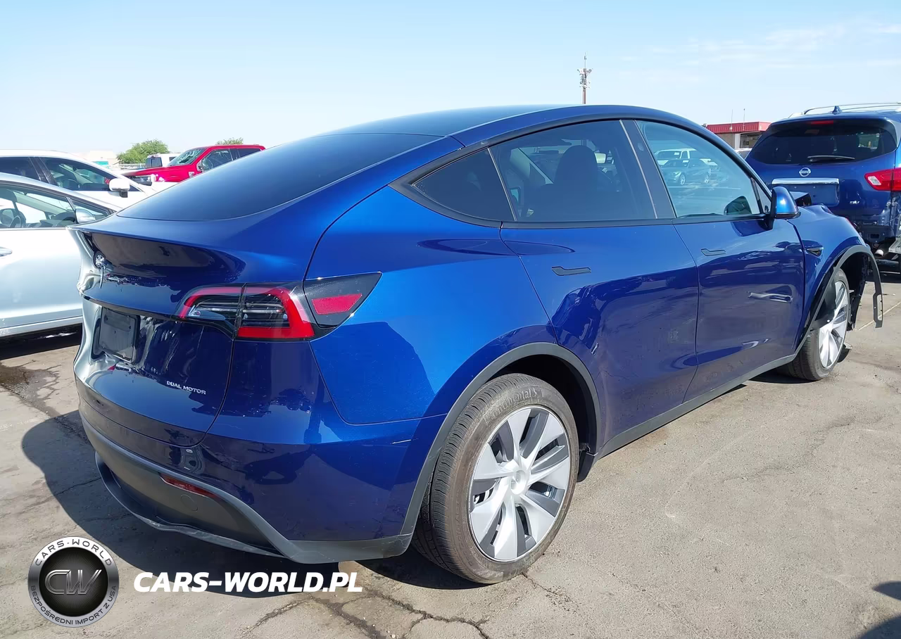 2023 Tesla Model Y Awd-Long Range Dual Motor All-Wheel Drive VIN:7SAYGDEE4PF910954 - 4
