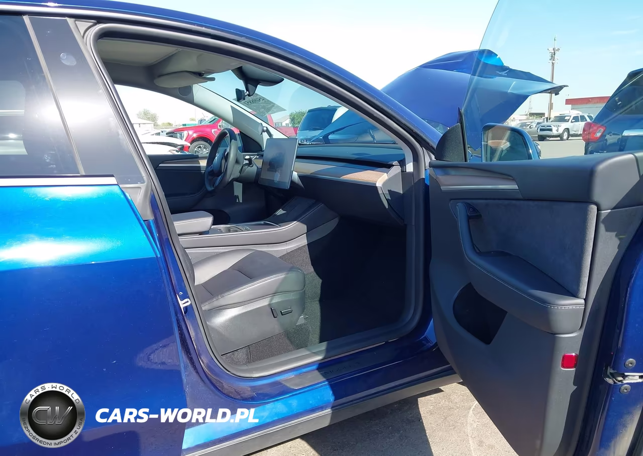 2023 Tesla Model Y Awd-Long Range Dual Motor All-Wheel Drive VIN:7SAYGDEE4PF910954 - 5