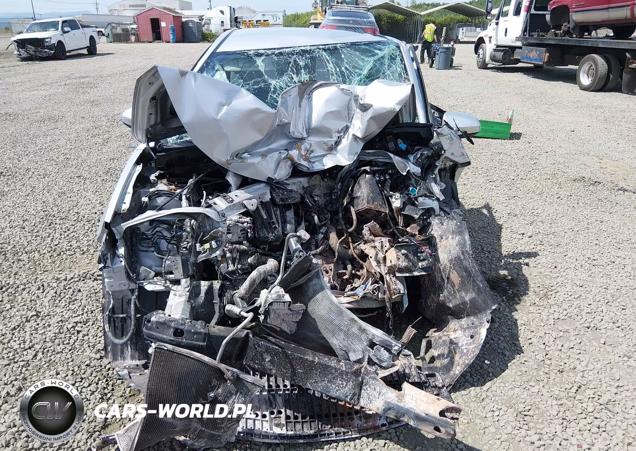 2018 Toyota Corolla Le VIN:2T1BURHE3JC041425 - 13