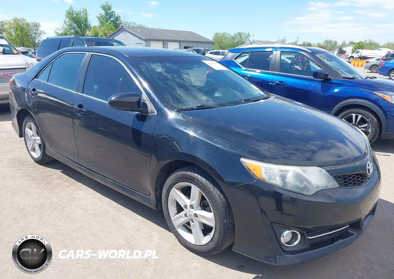 2012 Toyota Camry Se – zdjęcie 1 z 11