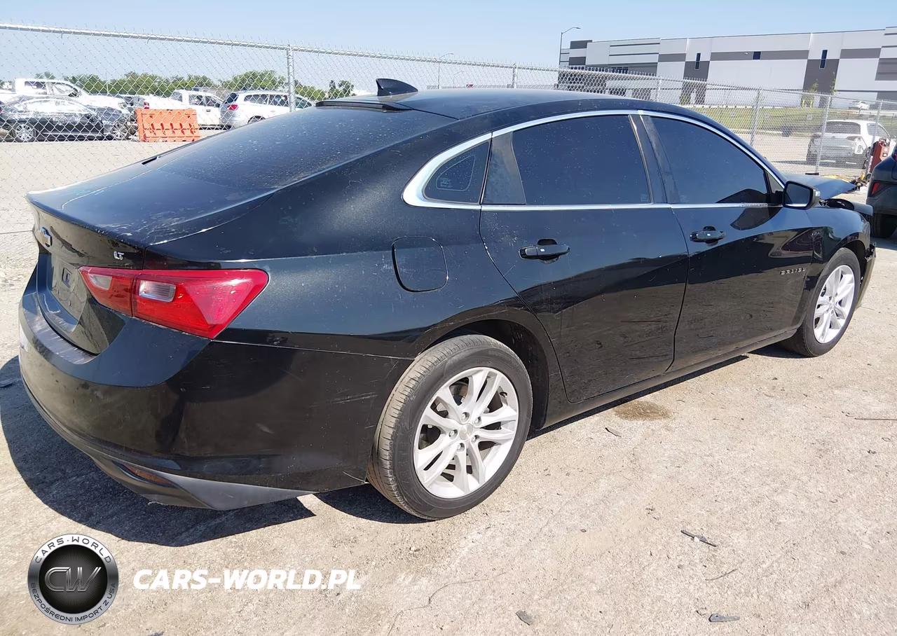 2018 Chevrolet Malibu Lt VIN:1G1ZD5ST3JF205741 - 4