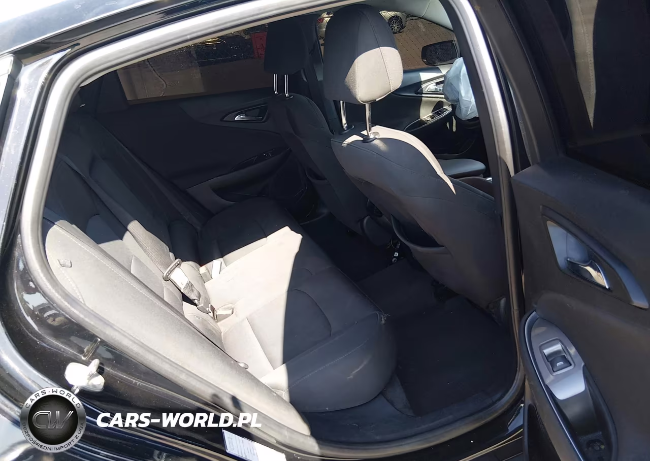 2018 Chevrolet Malibu Lt VIN:1G1ZD5ST3JF205741 - 8
