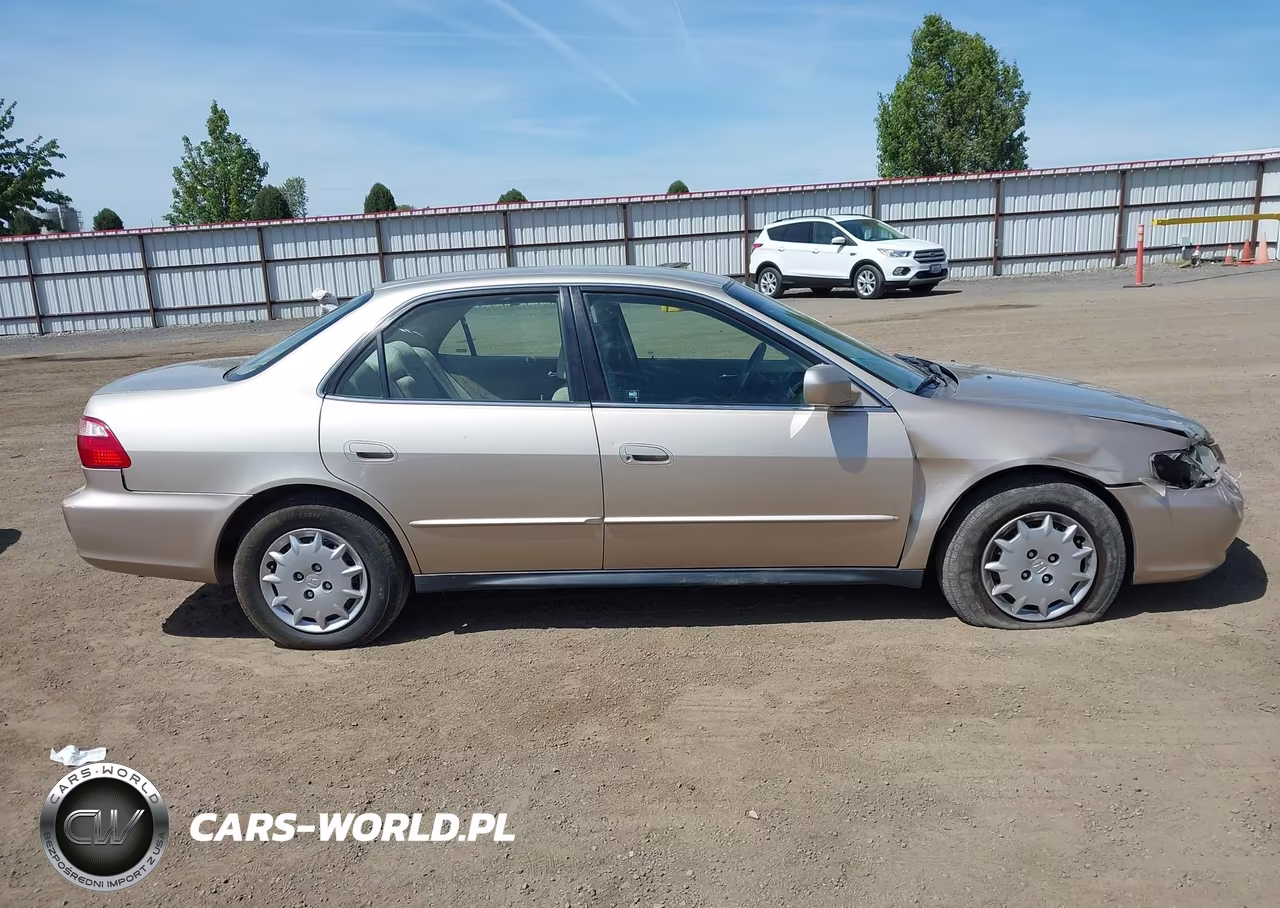 2001 Honda Accord 2.3 Lx VIN:JHMCG56491C031200 - 13