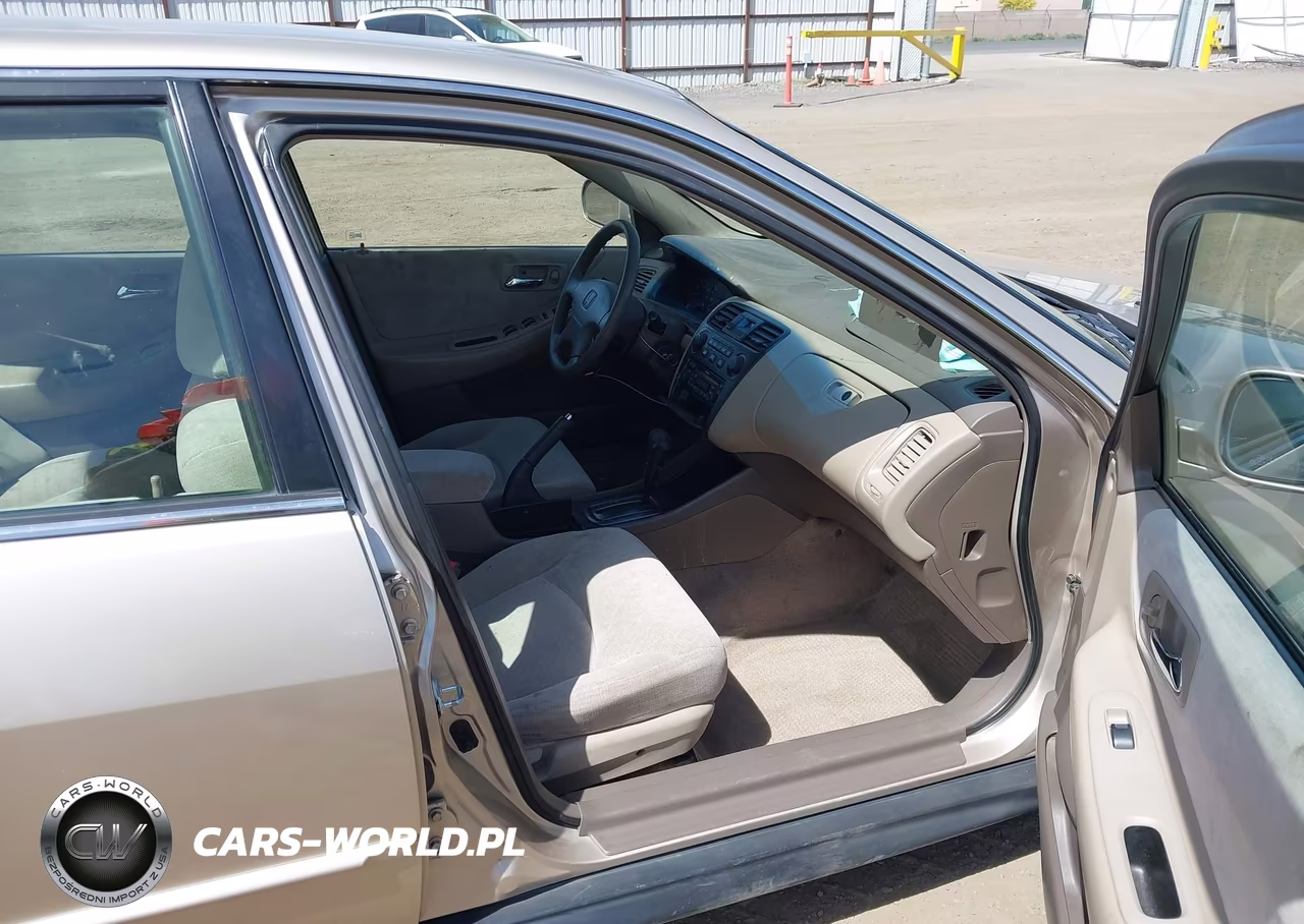 2001 Honda Accord 2.3 Lx VIN:JHMCG56491C031200 - 5