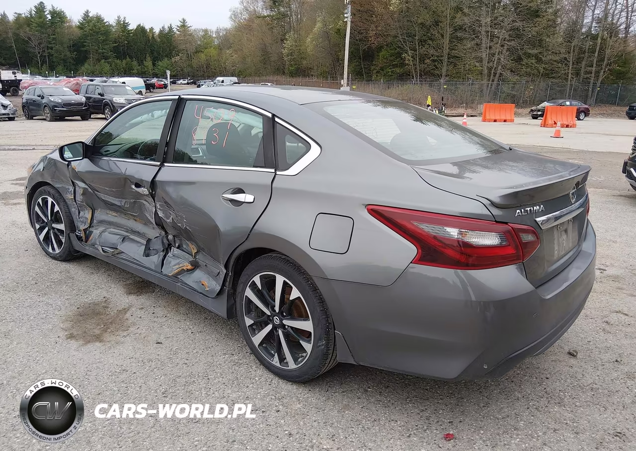 2018 Nissan Altima 2.5 Sr VIN:1N4AL3AP1JC123305 - 3
