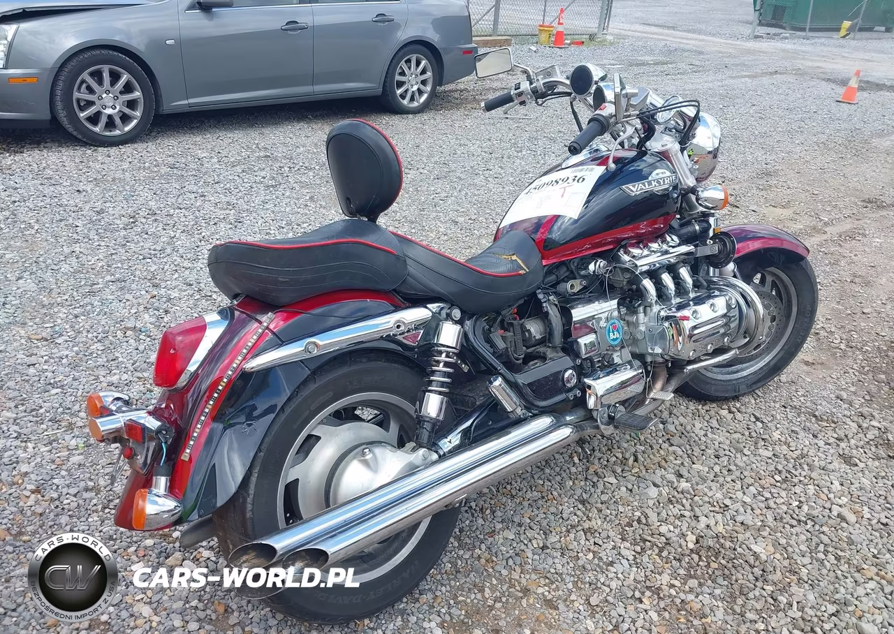 1999 Honda Gl1500 C-2 VIN:1HFSC3402XA201968 - 4