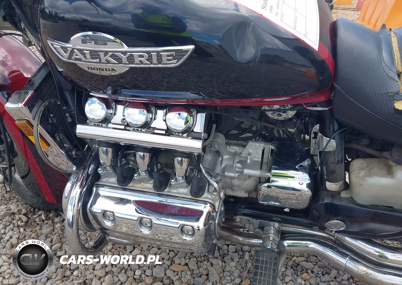 1999 Honda Gl1500 C-2 VIN:1HFSC3402XA201968 - 9