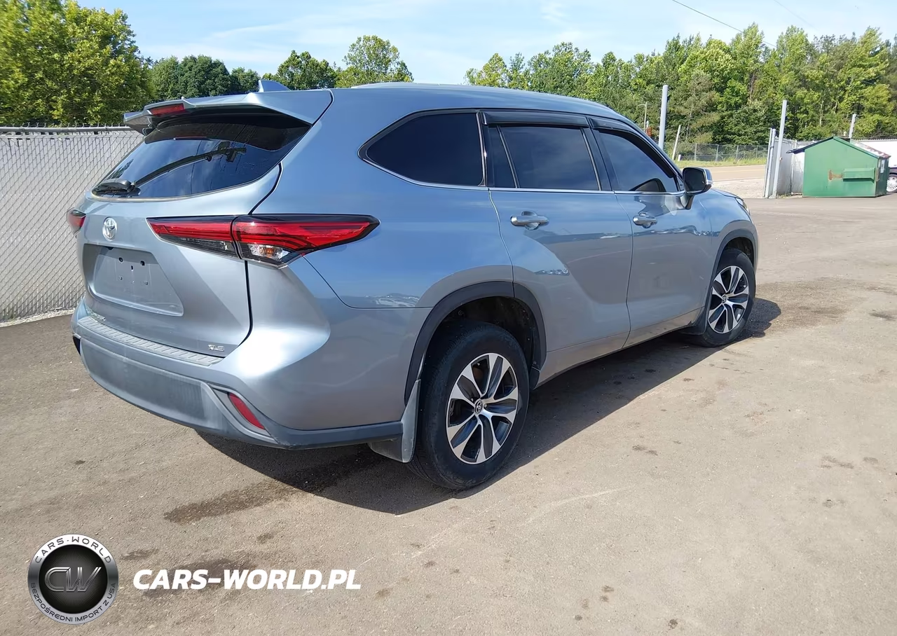 2022 Toyota Highlander Xle VIN:5TDGZRAH7NS091978 - 4