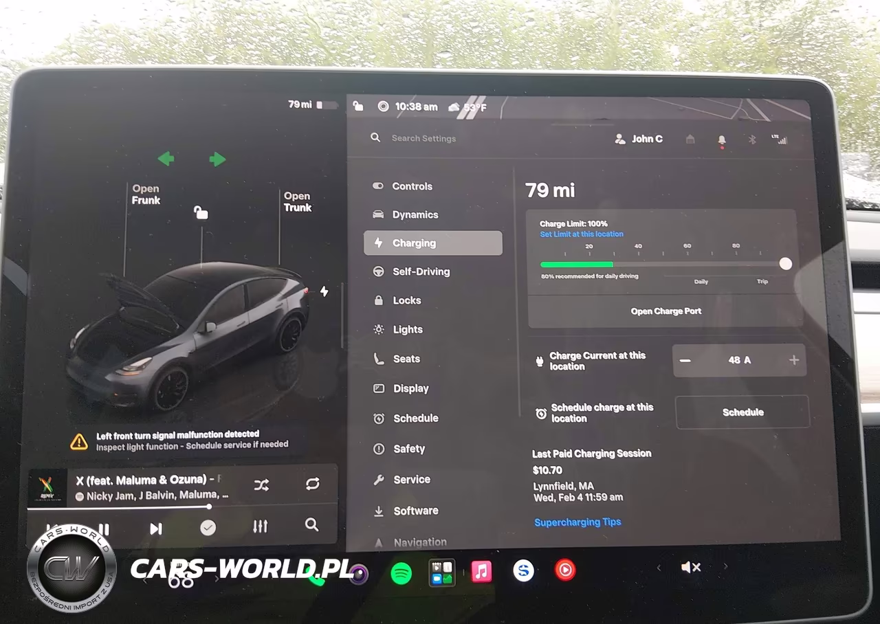 2023 Tesla Model Y Performance Dual Motor All-Wheel Drive VIN:7SAYGDEF2PF912338 - 17