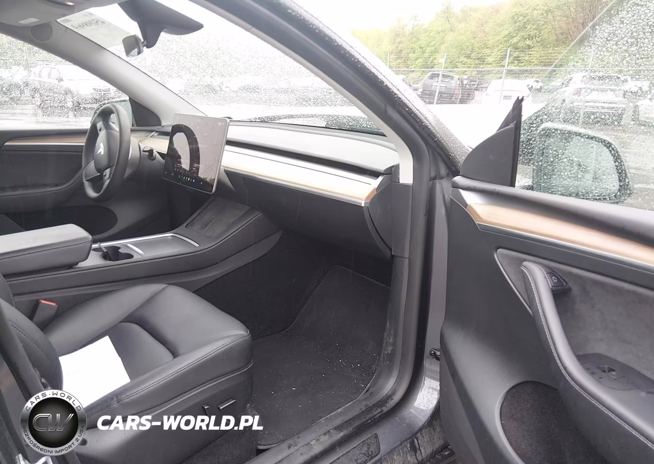 2023 Tesla Model Y Performance Dual Motor All-Wheel Drive VIN:7SAYGDEF2PF912338 - 5