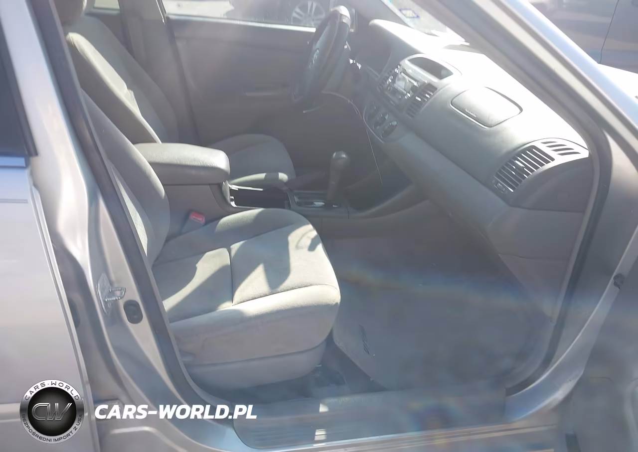 2004 Toyota Camry Le VIN:4T1BE32KX4U334234 - 5
