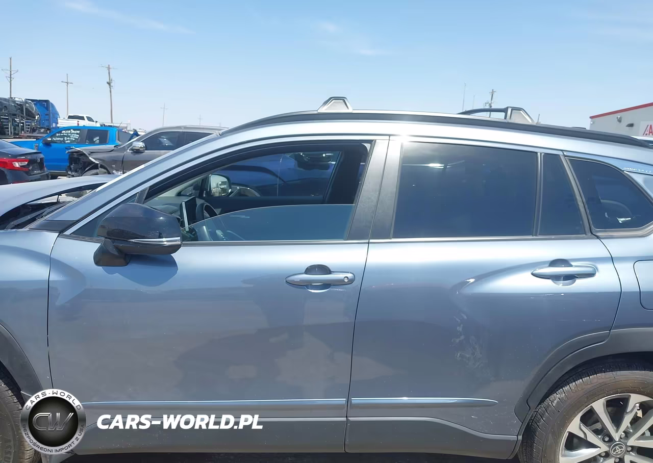 2025 Toyota Corolla Cross Xle VIN:7MUDAAAG4SV146844 - 14