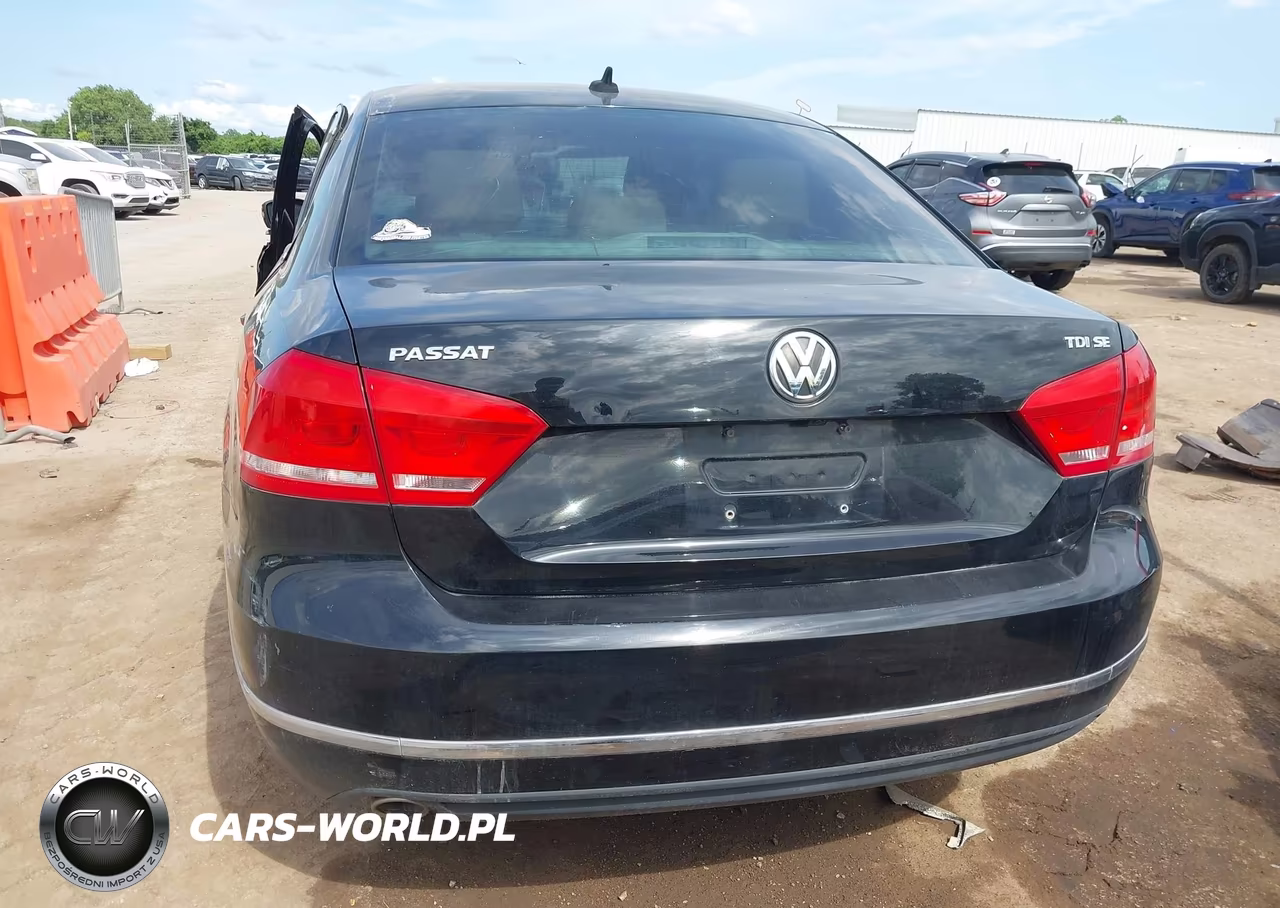2014 Volkswagen Passat 2.0L Tdi Se VIN:1VWBN7A32EC084319 - 16