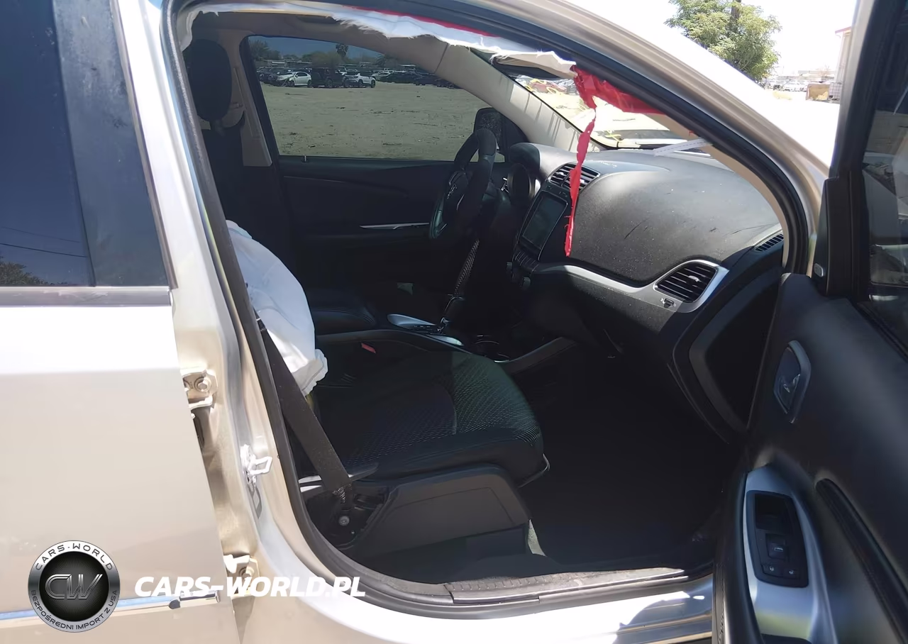 2011 Dodge Journey Crew VIN:3D4PG3FG8BT511755 - 5