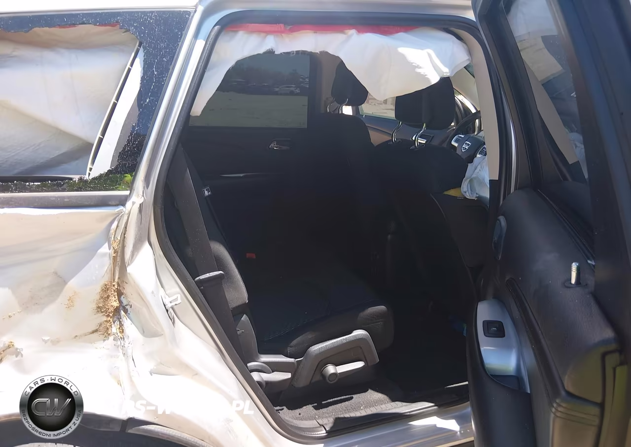 2011 Dodge Journey Crew VIN:3D4PG3FG8BT511755 - 8
