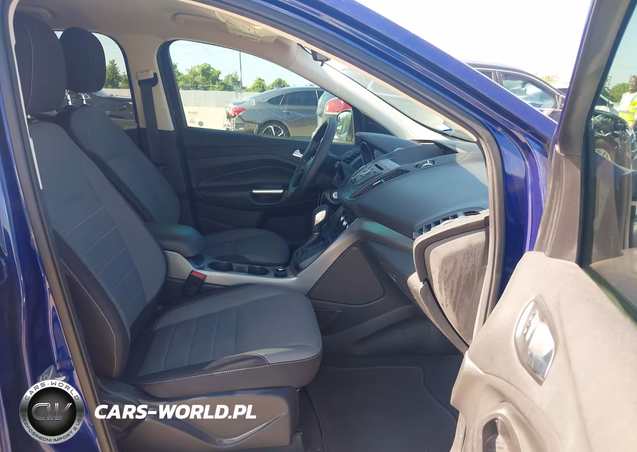 2016 Ford Escape Se VIN:1FMCU0G78GUC10333 - 5