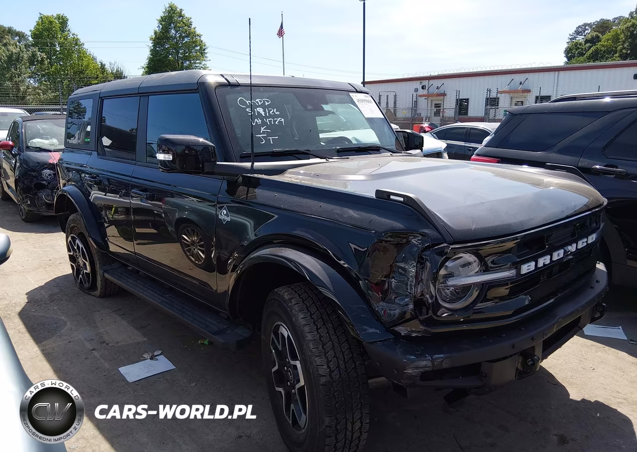 2024 Ford Bronco Outer Banks
