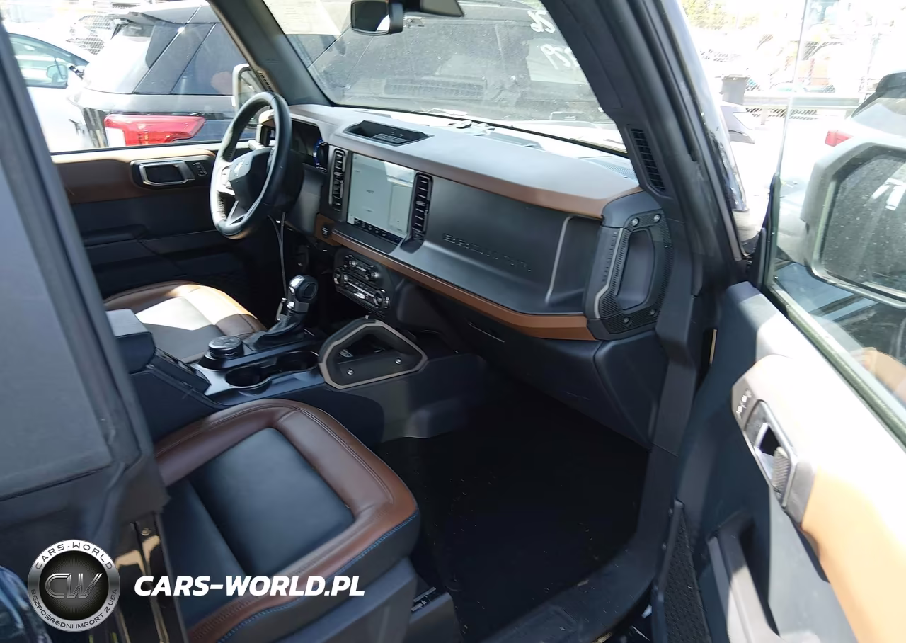 2024 Ford Bronco Outer Banks VIN:1FMEE8BP9RLA84729 - 5