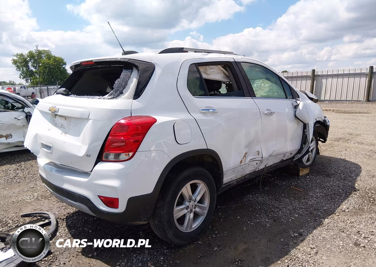 2019 Chevrolet Trax Lt VIN:KL7CJLSB6KB738156 - 4