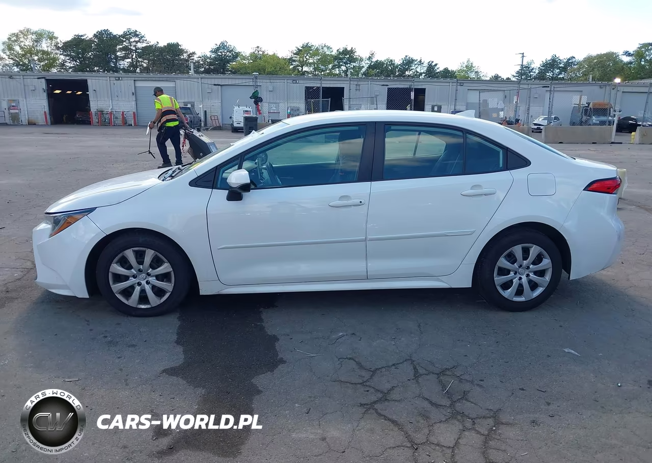 2020 Toyota Corolla Le VIN:5YFEPRAE7LP094971 - 14