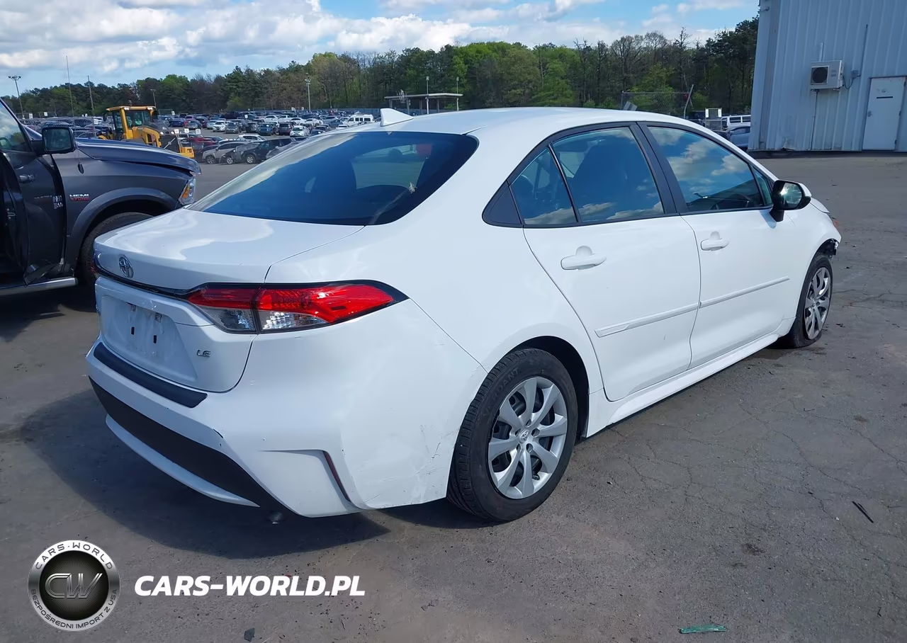 2020 Toyota Corolla Le VIN:5YFEPRAE7LP094971 - 4