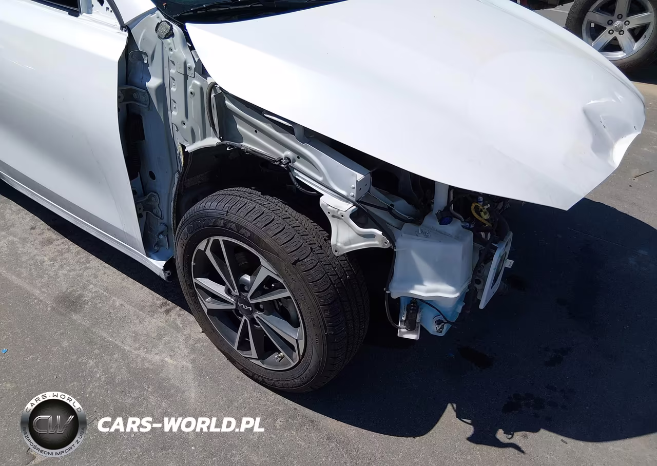 2023 Kia Forte Lxs VIN:3KPF24AD8PE631934 - 6