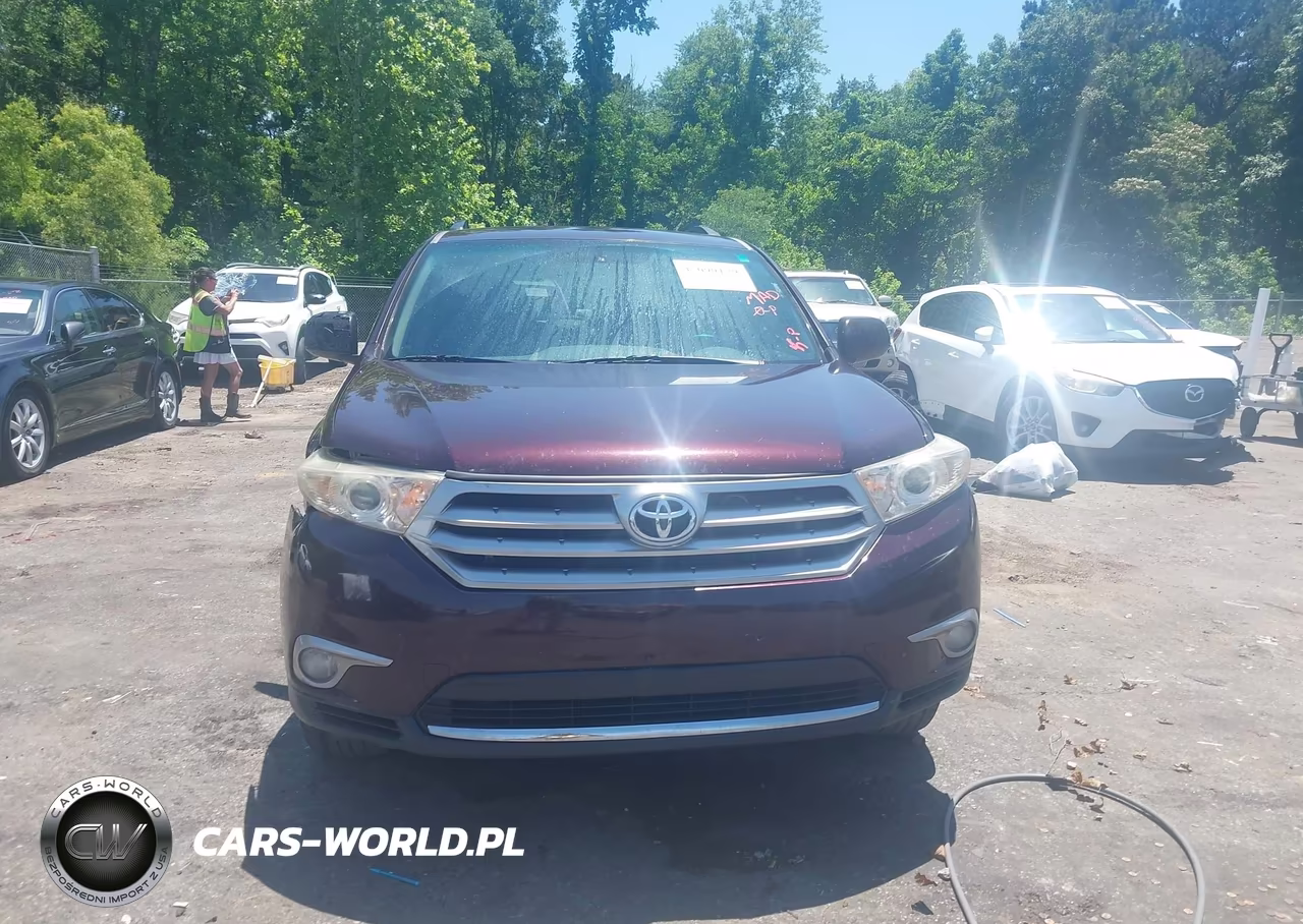 2013 Toyota Highlander Base Plus VIN:5TDZA3EH2DS042211 - 12