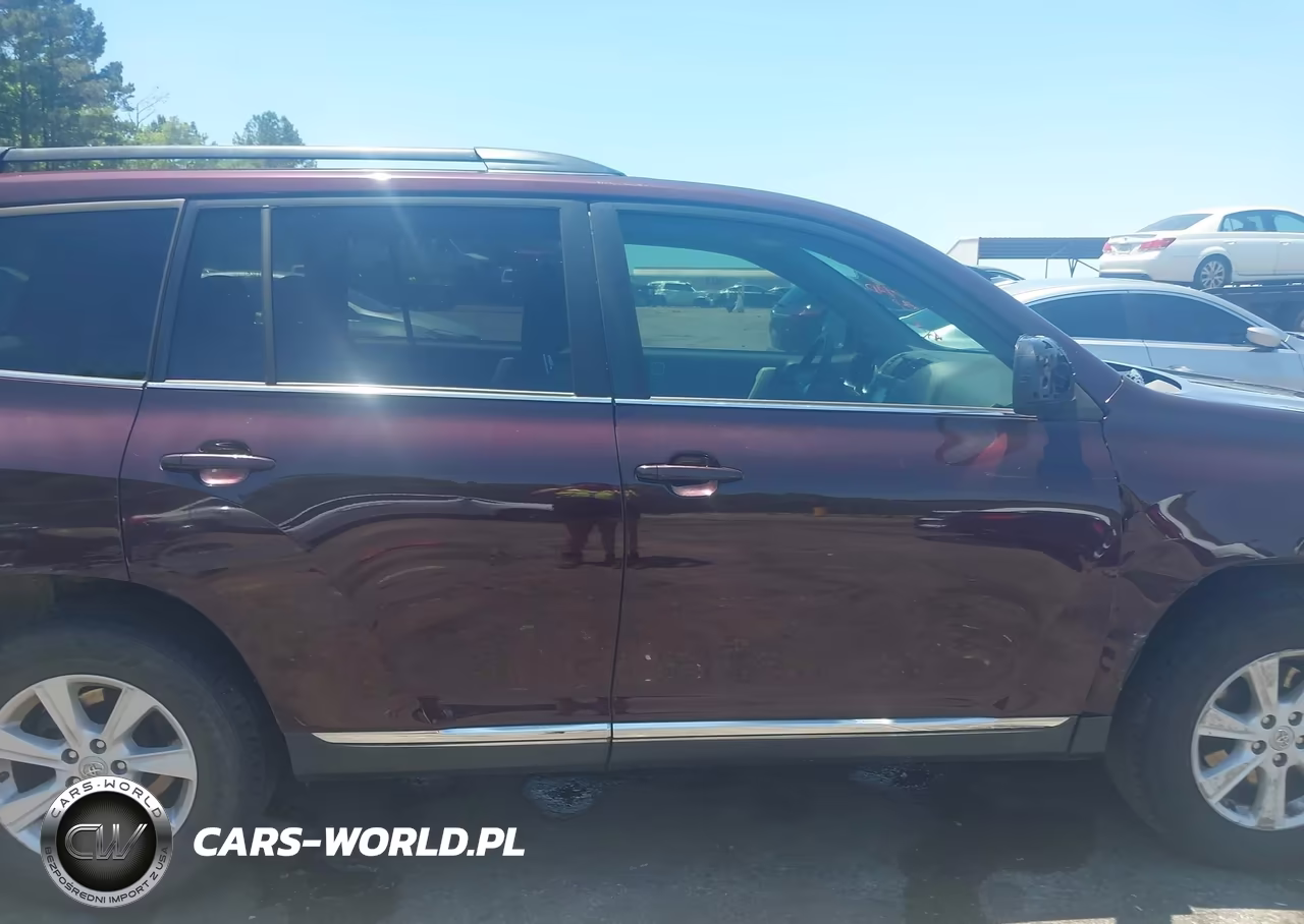 2013 Toyota Highlander Base Plus VIN:5TDZA3EH2DS042211 - 13