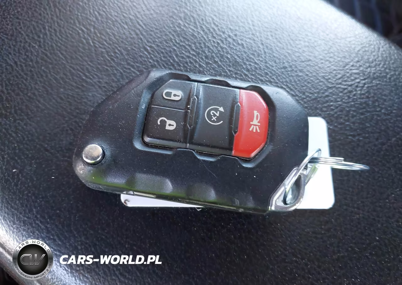 2020 Jeep Gladiator Sport S 4X4 VIN:1C6HJTAG0LL140198 - 11