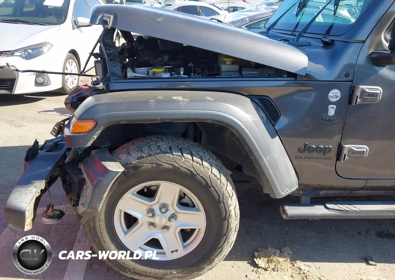 2020 Jeep Gladiator Sport S 4X4 VIN:1C6HJTAG0LL140198 - 6