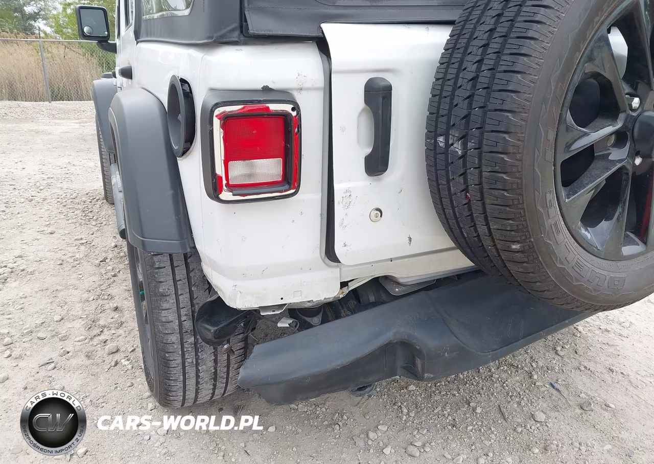 2020 Jeep Wrangler Unlimited Sport S 4X4 VIN:1C4HJXDGXLW196515 - 6