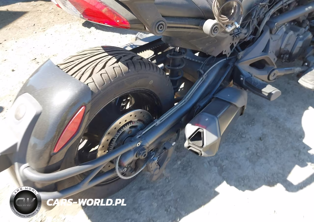 2016 Can-Am Spyder Roadster F3-F3-S-F3-S Special Ser VIN:2BXRDDD21GV000305 - 17