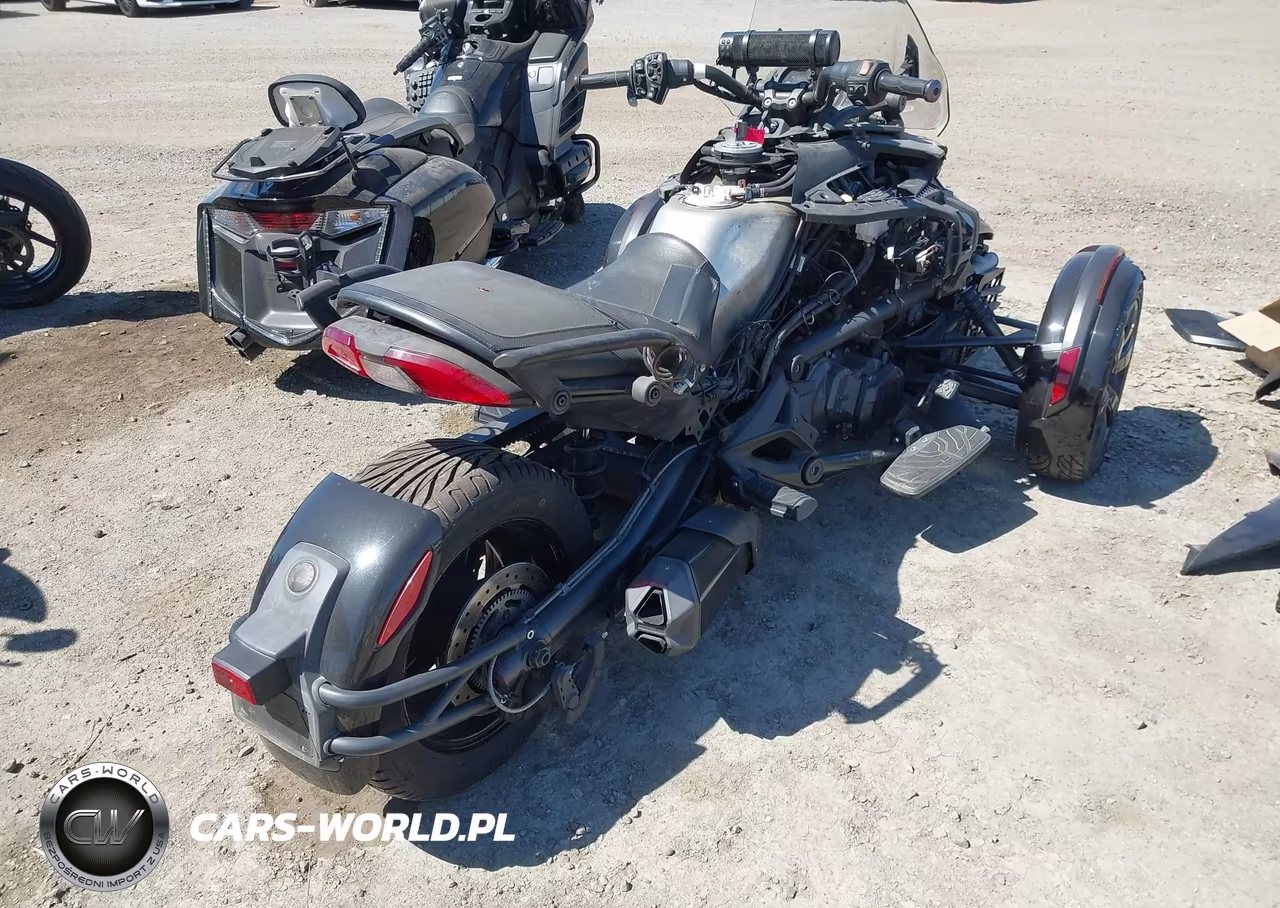2016 Can-Am Spyder Roadster F3-F3-S-F3-S Special Ser VIN:2BXRDDD21GV000305 - 4