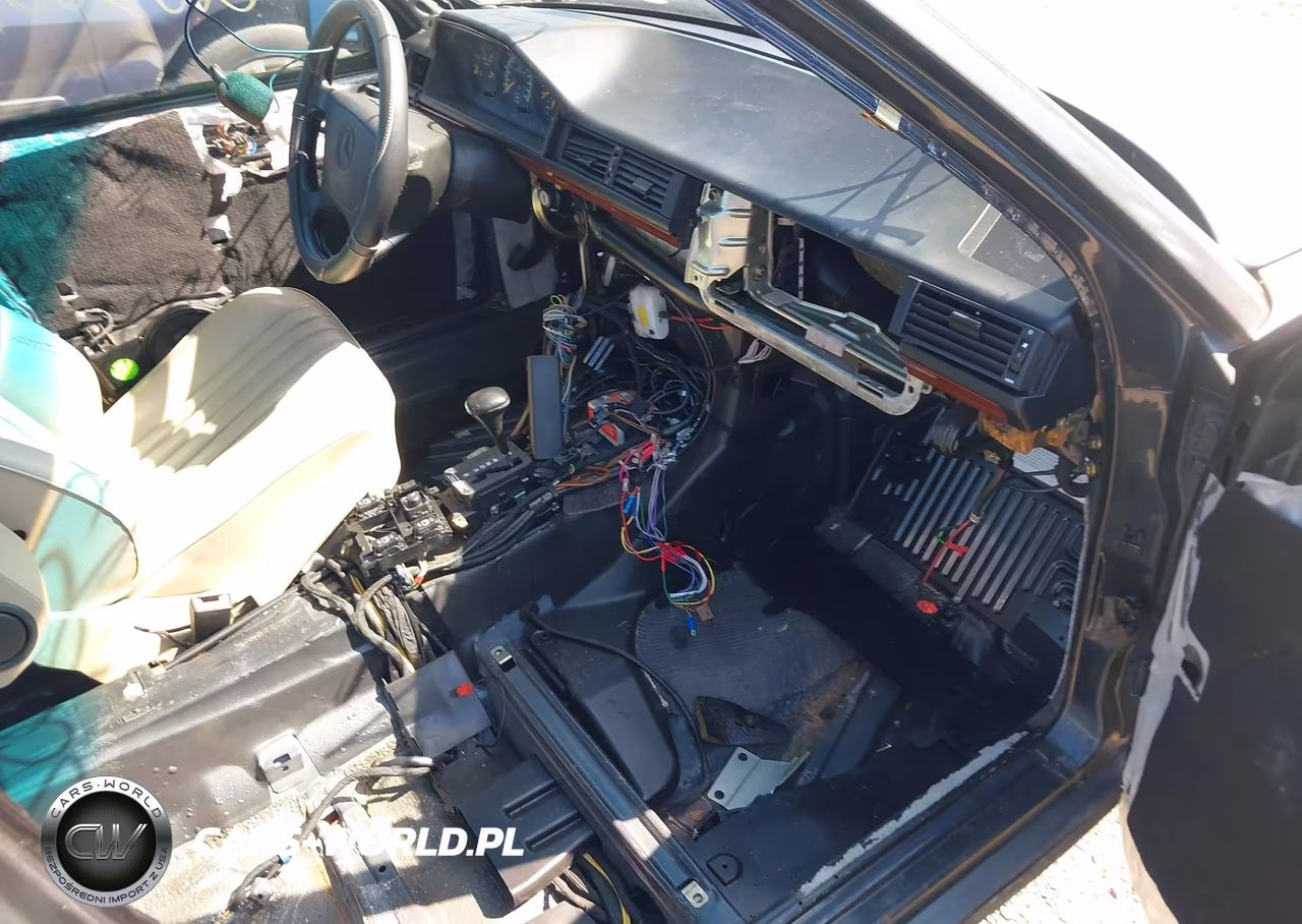 1994 Mercedes-Benz E 320 VIN:WDBEA32E4RC083276 - 5