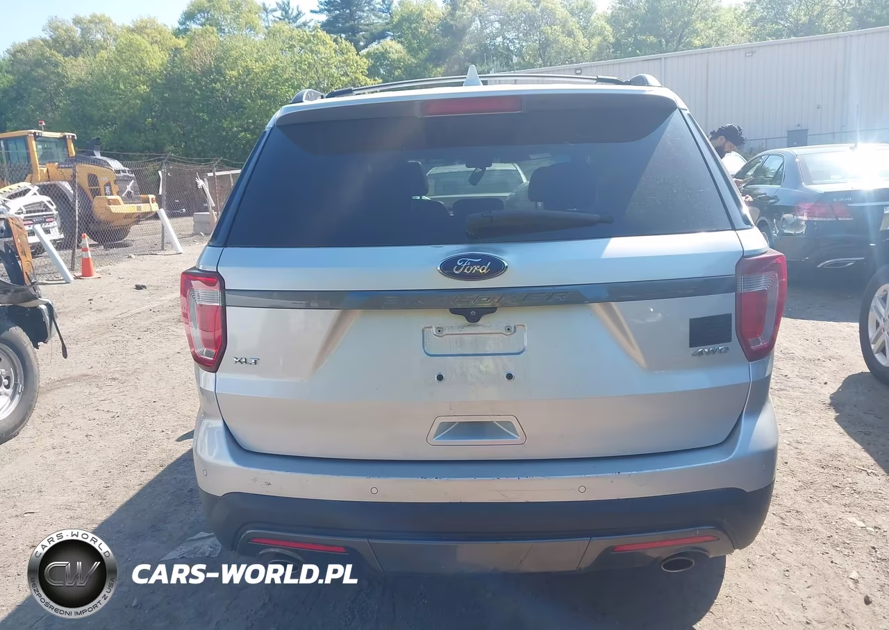 2017 Ford Explorer Xlt VIN:1FM5K8D80HGA72314 - 16