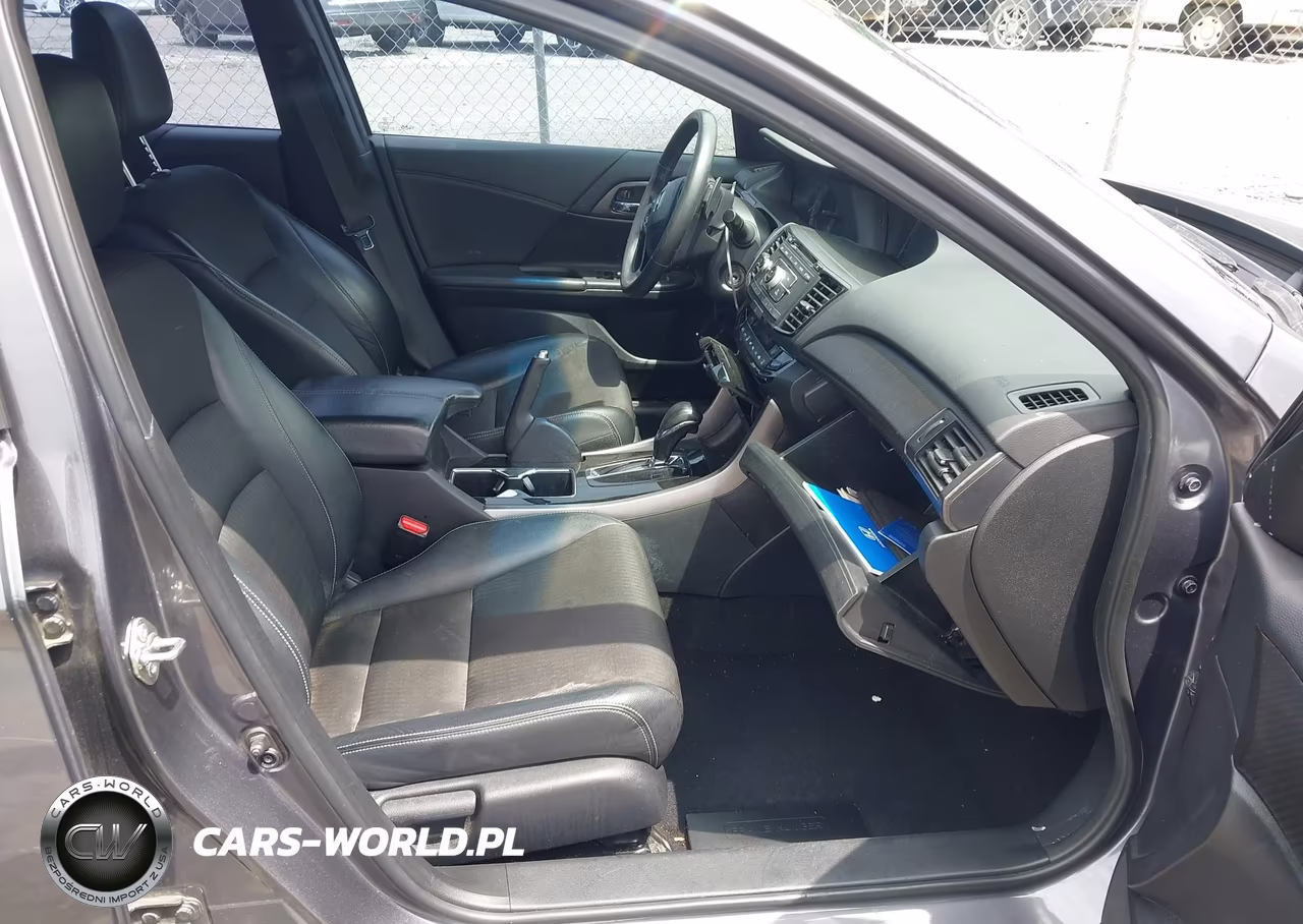 2017 Honda Accord Sport VIN:1HGCR2F59HA054101 - 5