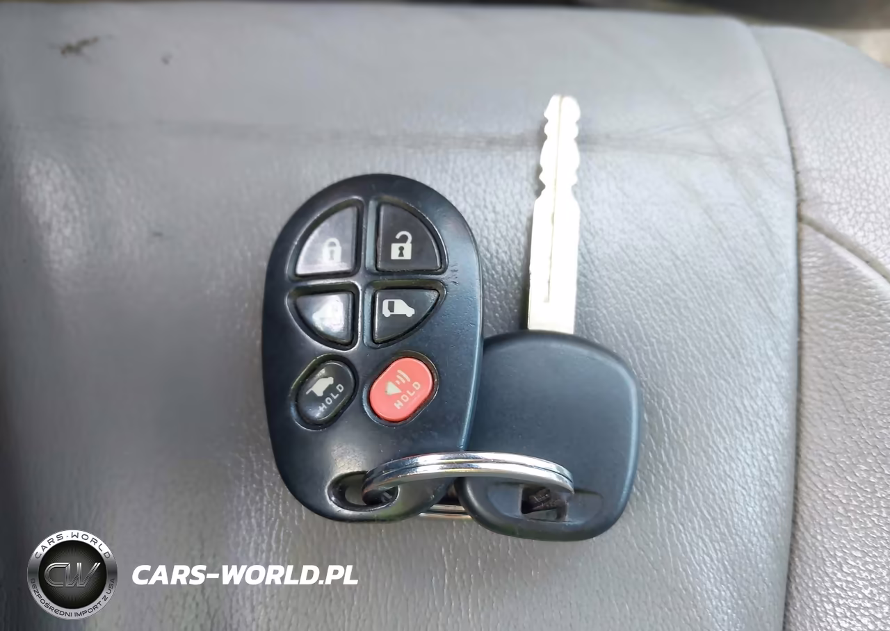 2008 Toyota Sienna Xle VIN:5TDBK22C28S015288 - 11