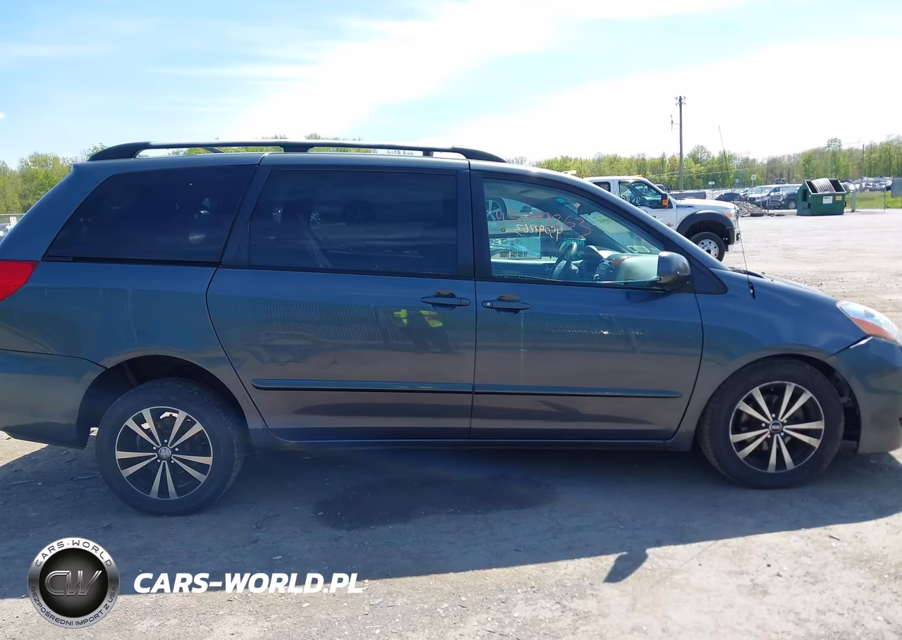2008 Toyota Sienna Xle VIN:5TDBK22C28S015288 - 13