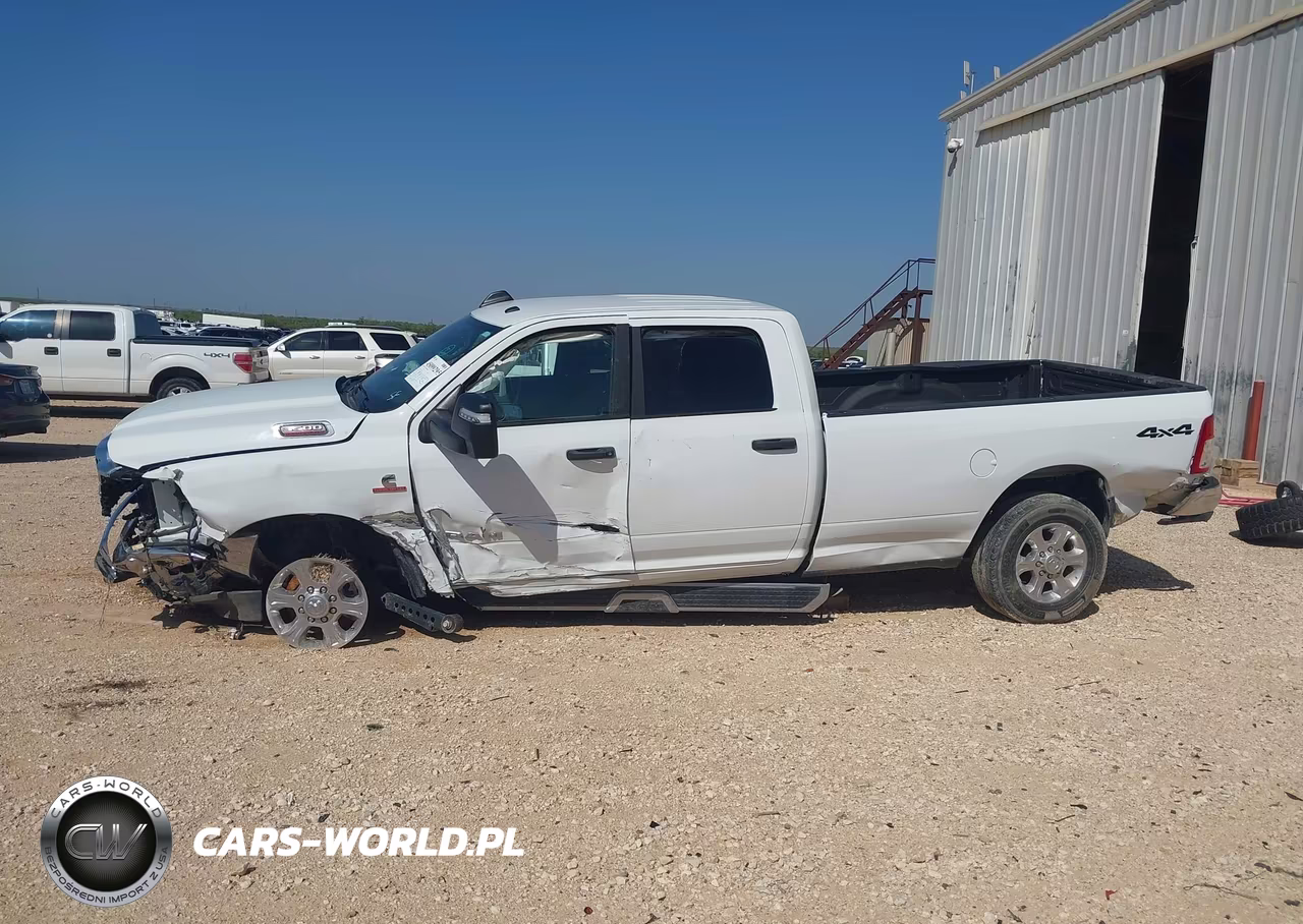 2023 Ram 3500 Big Horn 4X4 8' Box VIN:3C63R3HL8PG604265 - 14