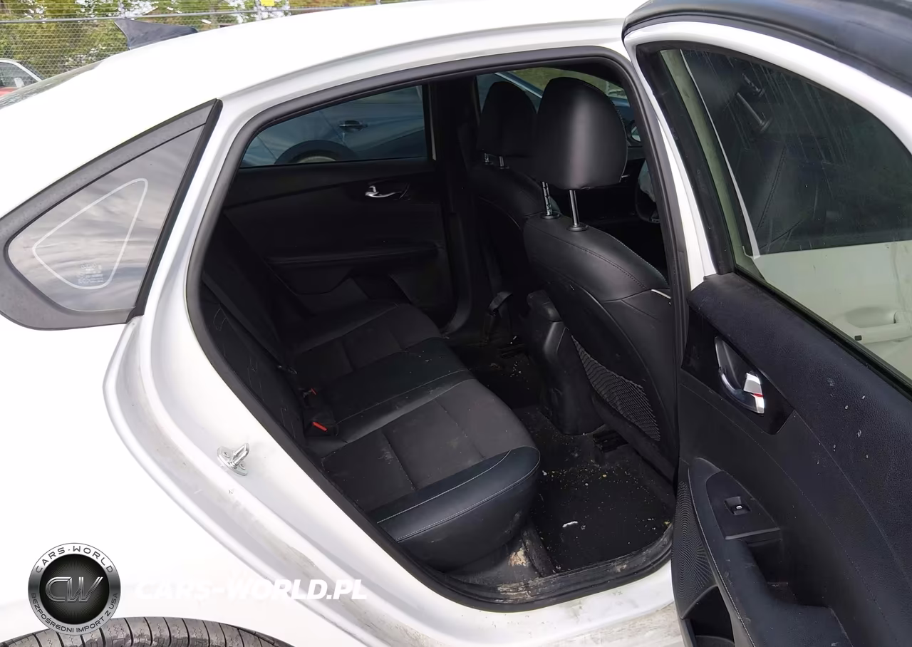 2024 Kia Forte Gt-Line VIN:3KPF54AD9RE812180 - 8