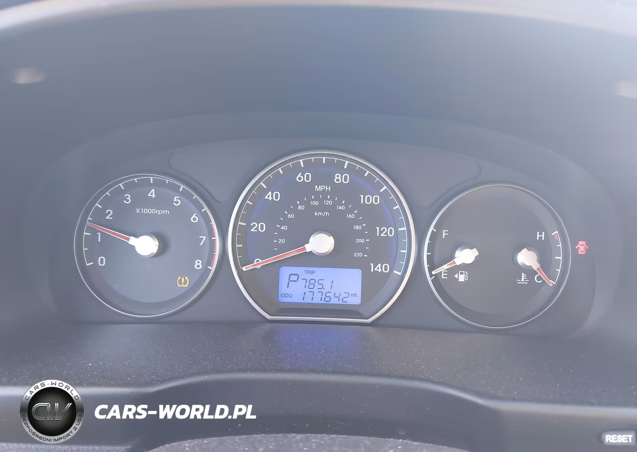 2012 Hyundai Santa Fe Gls VIN:5XYZGDAB8CG100288 - 7