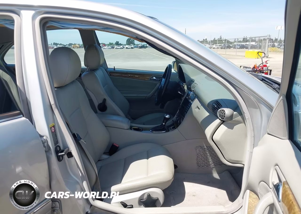 2007 Mercedes-Benz C 230 Sport VIN:WDBRF52H37F895222 - 5