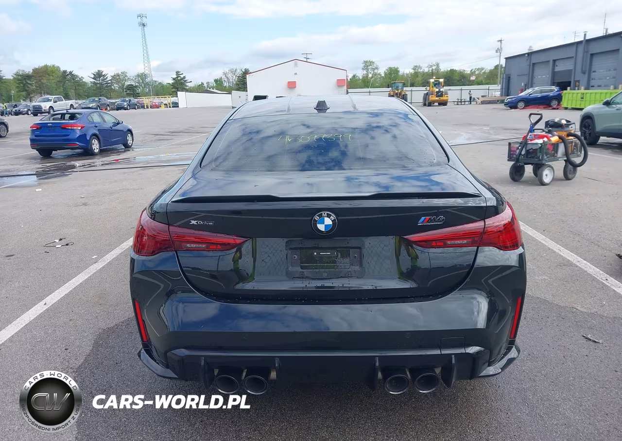 2026 BMW M4 Competition xDrive VIN:WBS33HK03TCV89640 - 17