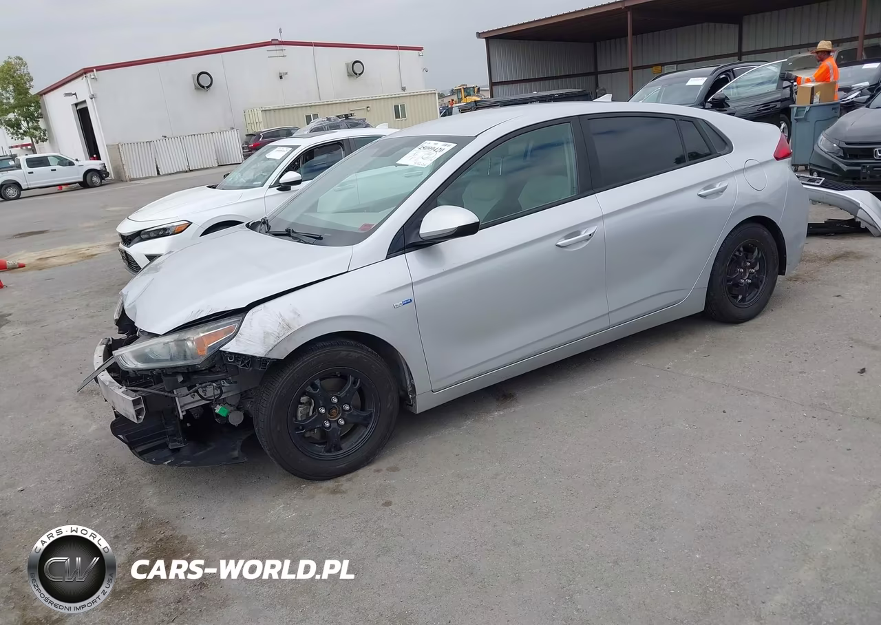 2018 Hyundai Ioniq Hybrid Blue VIN:KMHC65LC5JU097586 - 2