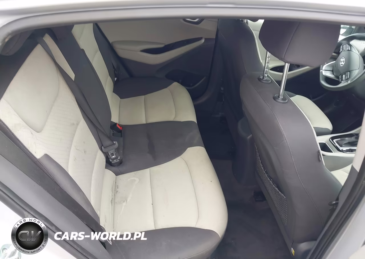 2018 Hyundai Ioniq Hybrid Blue VIN:KMHC65LC5JU097586 - 8